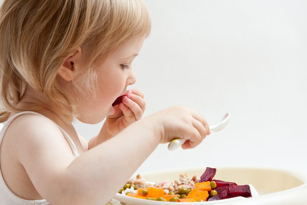 Thực đơn tập ăn thô tốt cho bé từ 6-9 tháng gồm những gì?